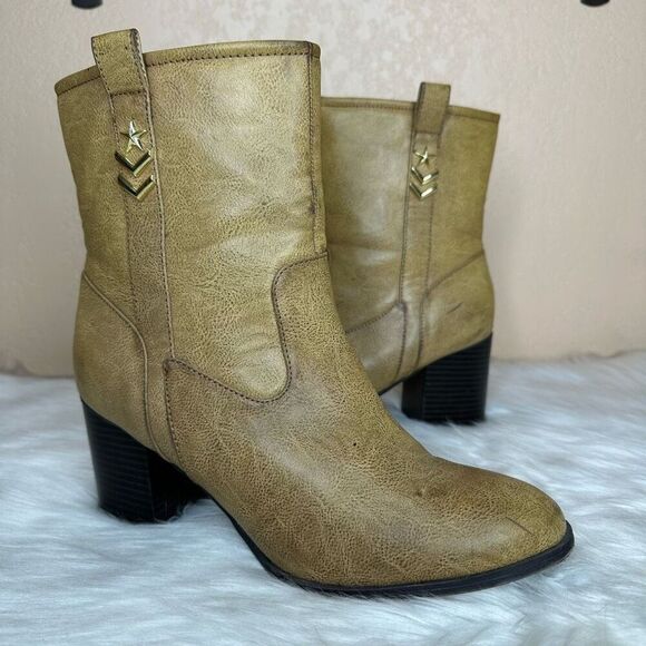Rampage Tan Boots Gold Accent Size 10 Heels Retro - Picture 1 of 11